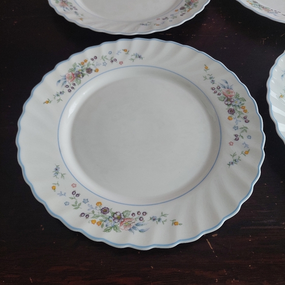 Dinner - Picture 4 of 8